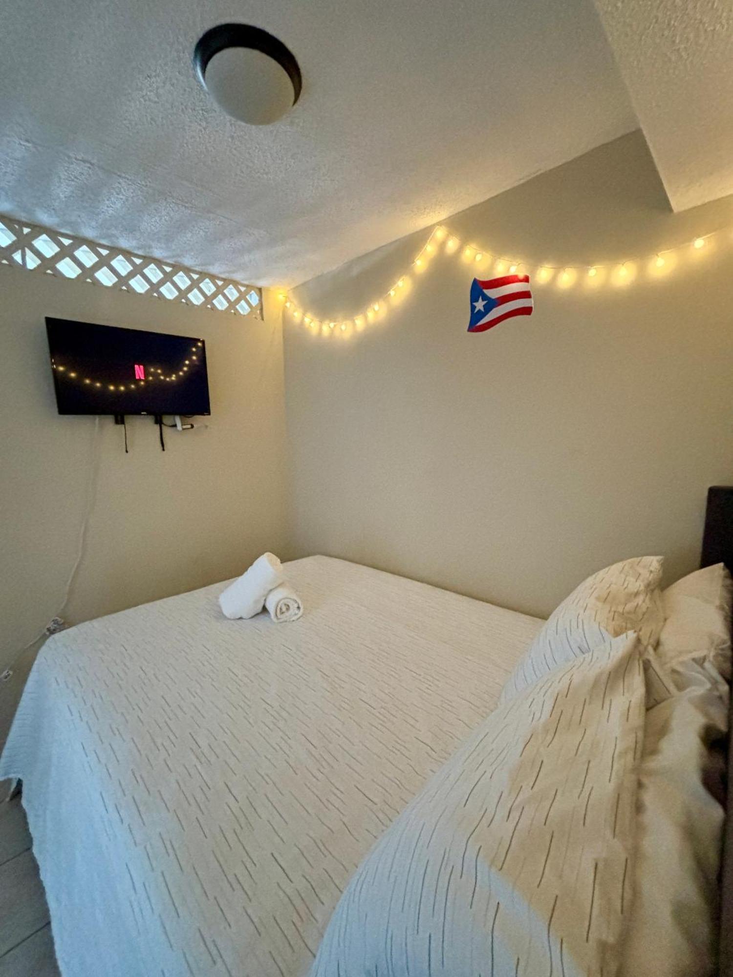 Downtown Beachfront Isla Verde Luxury Apartment 산후안 외부 사진